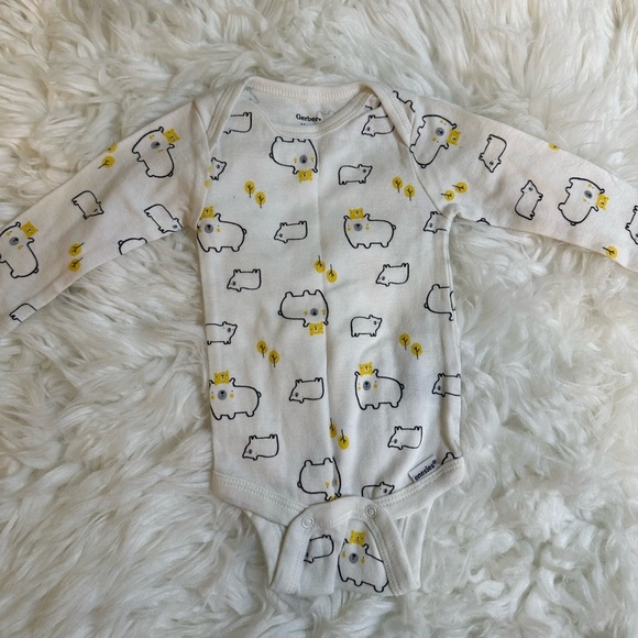 Gerber Baby Boy 0-3 month onesies lot - Picture 4 of 5